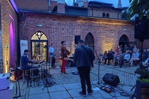 Muzyka Końca Lata - koncert w bibliotece