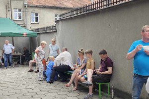 Biblioteka na majówce u fabrykanta